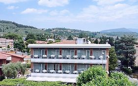 Hotel Benaco Garda 3*